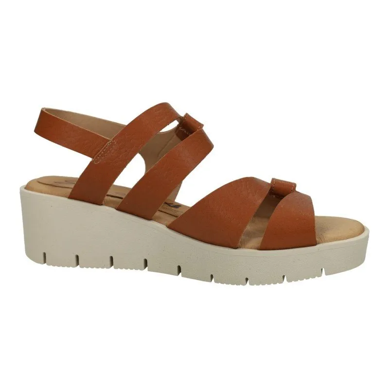 1725 Sandalias de cuña color CUERO