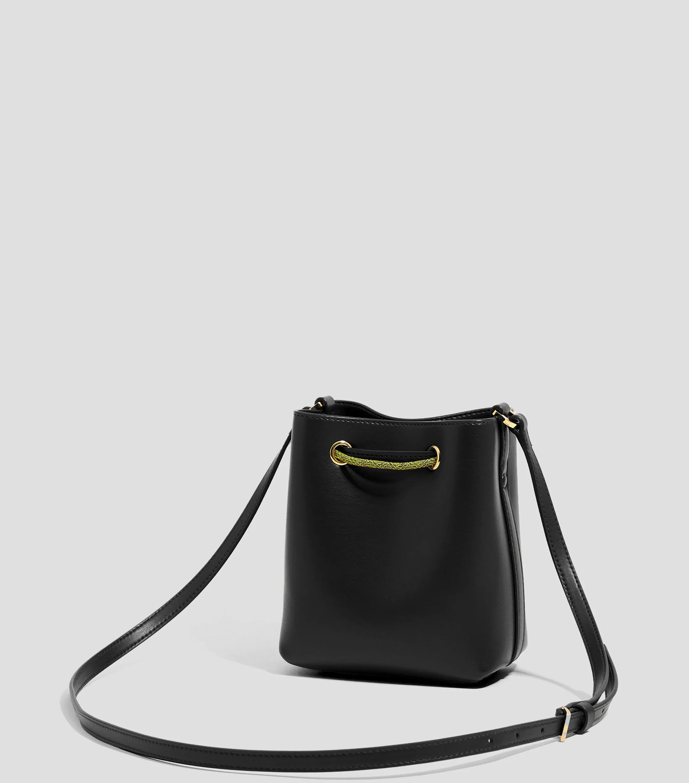 Bimba y Lola Bolso bucket mini en piel negro Chihuahua Mujer