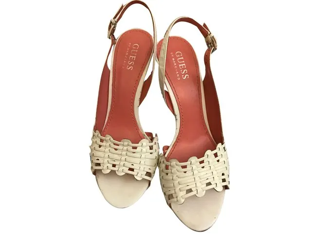 Guess Sandalias Blanco 