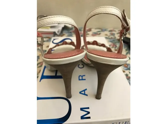 Guess Sandalias Blanco 