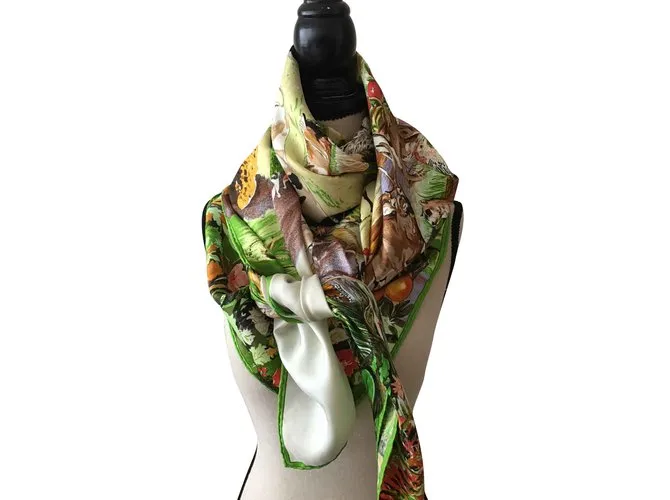 Hermès "jardin d'éden ou "naturalia" Multicolor 