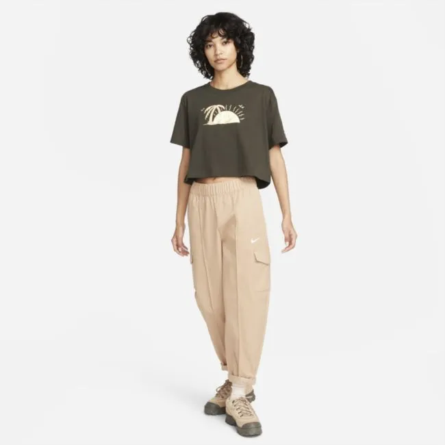 Nike Cropped Tee