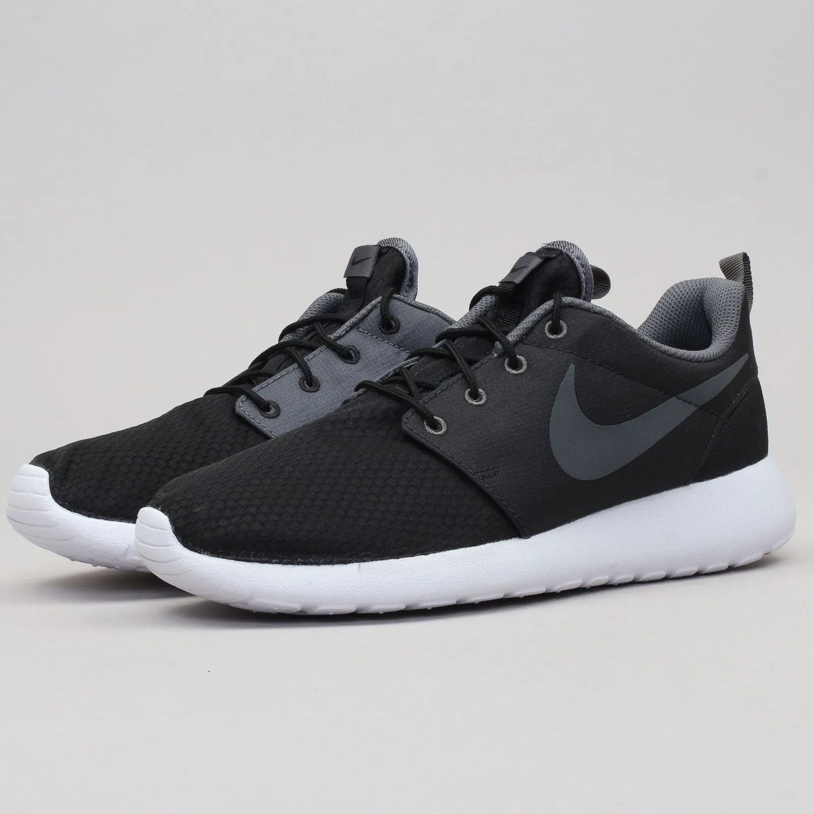 Nike Roshe One SE