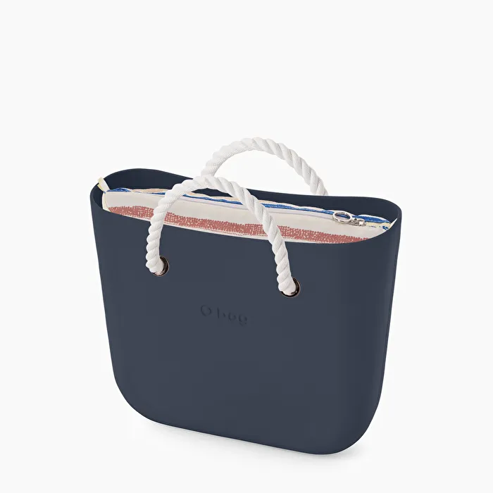O bag mini azul marino y estampado rayas