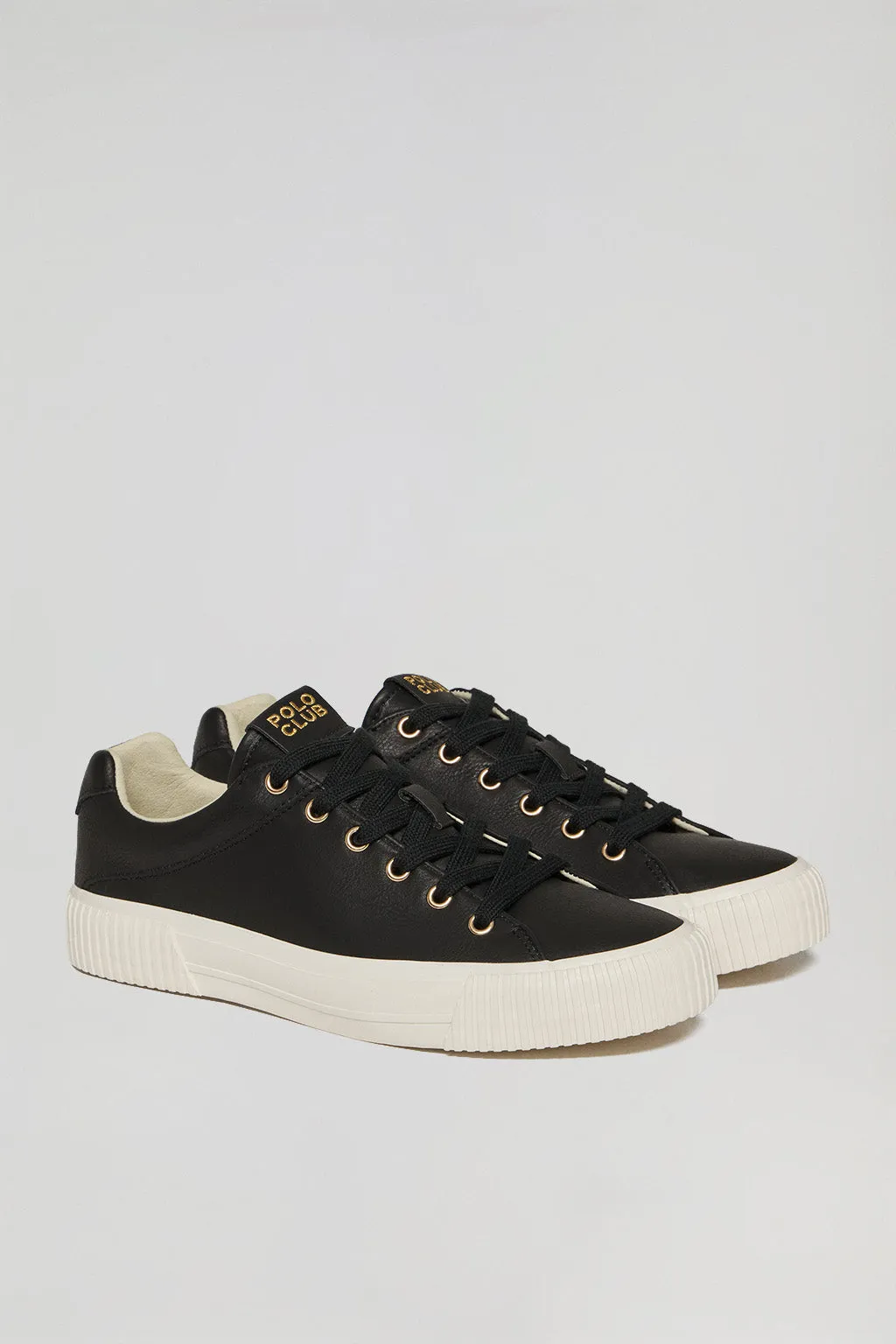 Zapatilla Habana de piel sintética color negra para mujer con detalles Polo Club