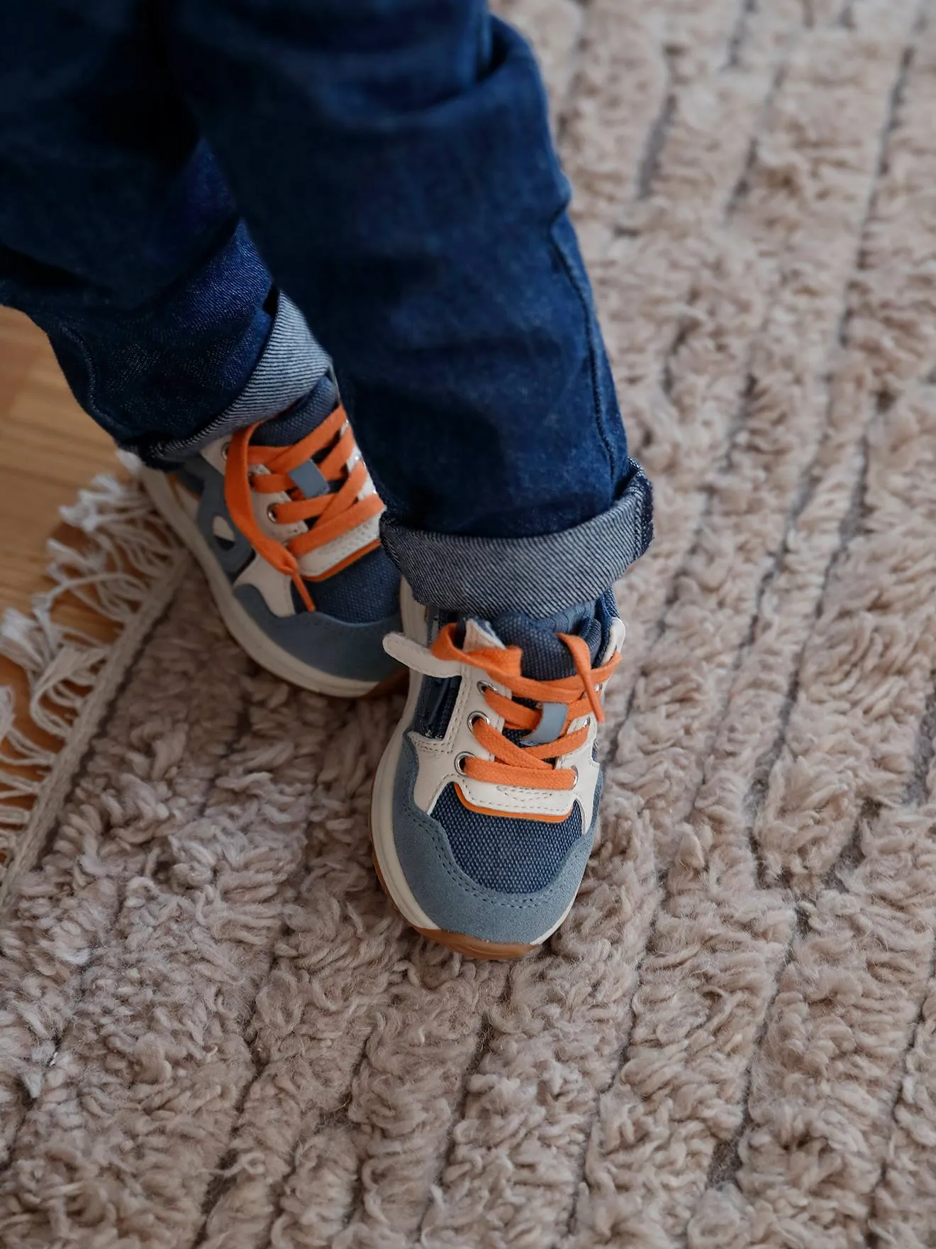 Zapatillas deportivas con cordones y cremallera para bebé