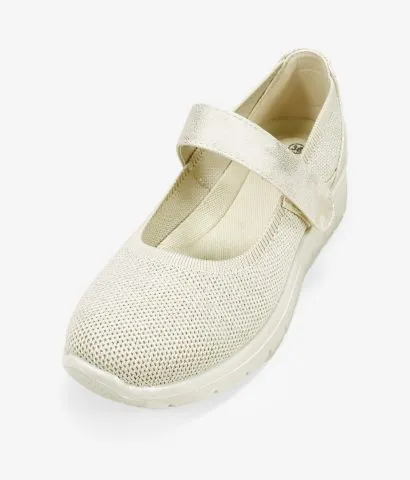 Zapatos deportivos beige con cuña
